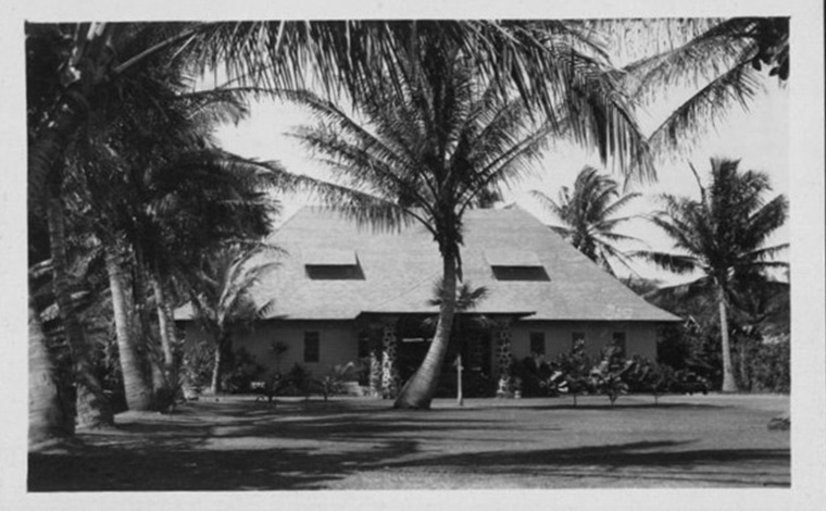 1928年開業のニウマル・ホテル　クレジット：Hawaii State Archives PP-41-8-009