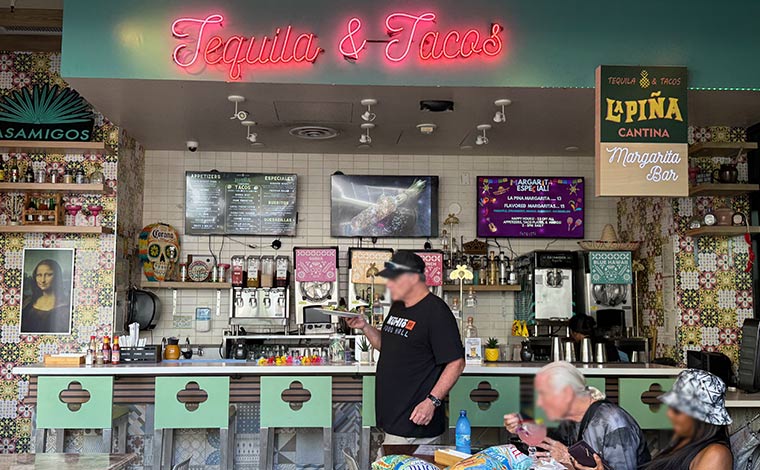 ラ・ピナ・カンティーナの店内