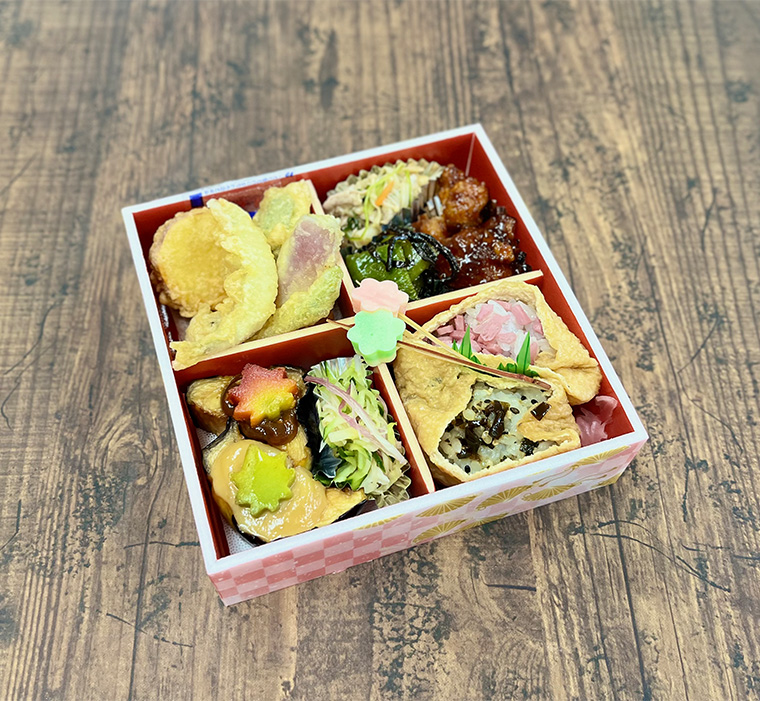 店内調理の「秋うらら弁当」（写真提供：フレンドフーズ下鴨店）